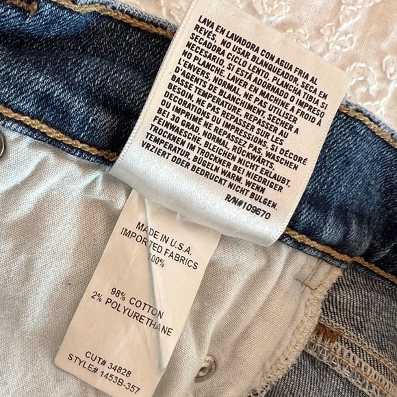 Citizens of Humanity Vintage Flare Jeans with a 70s Vibe - Picture 4 of 14